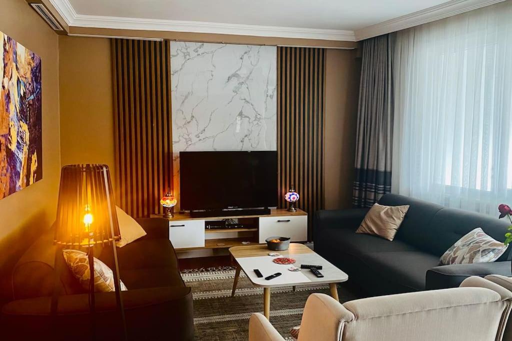 Sisli Osmanbey Taksim Large Terrace, Quietness And Space Apartment Istanbul Exterior photo