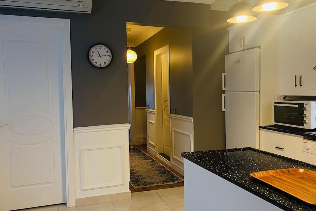 Sisli Osmanbey Taksim Large Terrace, Quietness And Space Apartment Istanbul Exterior photo