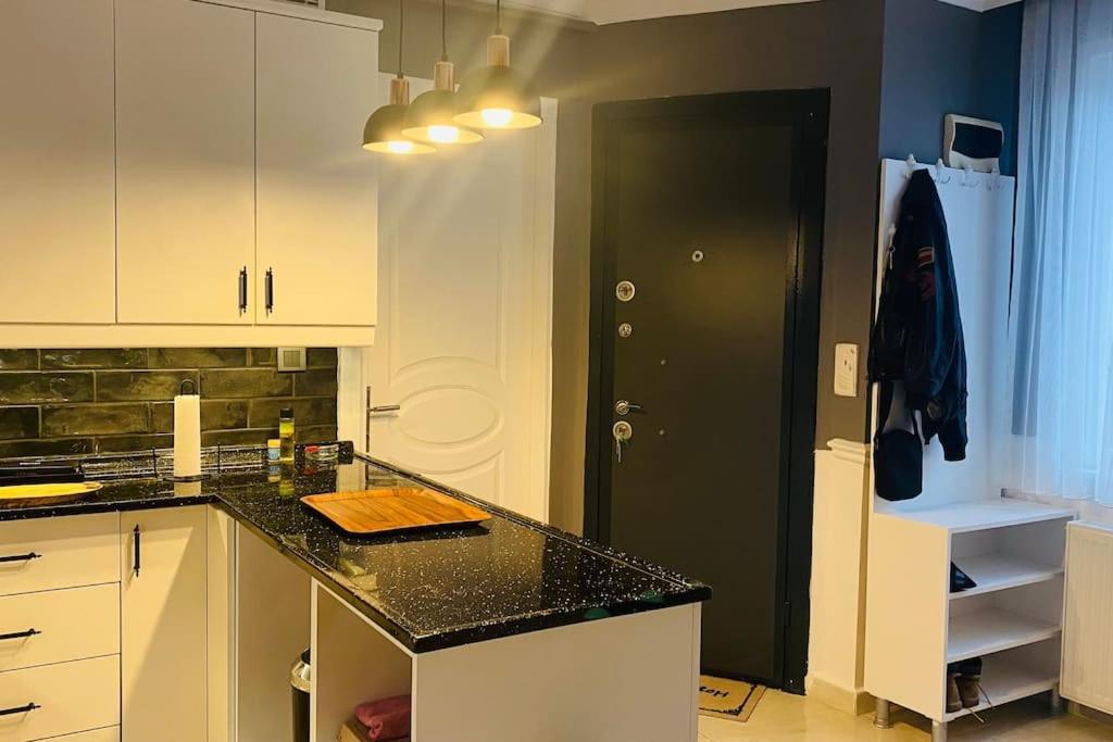 Sisli Osmanbey Taksim Large Terrace, Quietness And Space Apartment Istanbul Exterior photo