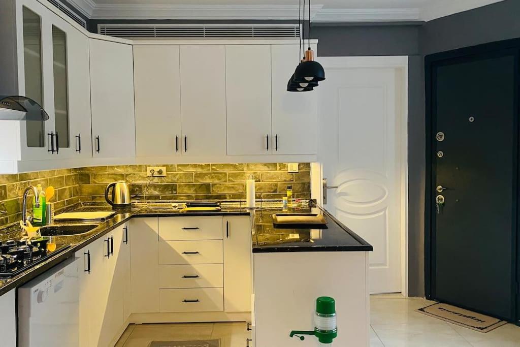 Sisli Osmanbey Taksim Large Terrace, Quietness And Space Apartment Istanbul Exterior photo